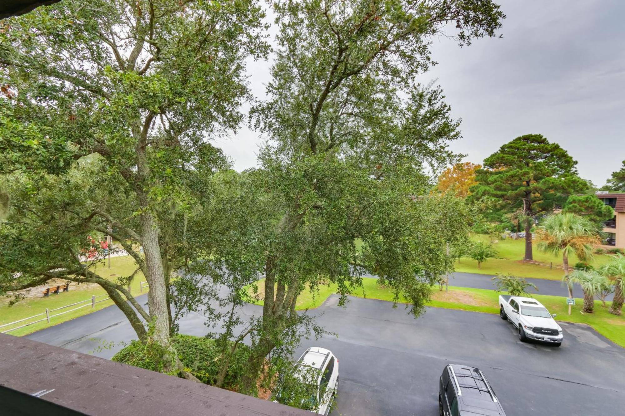 Hilton Head Condo With Balcony And Pool, Walk To Beach Hilton Head Island Exterior foto